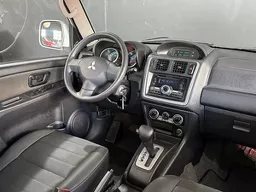 Mitsubishi Pajero TR4