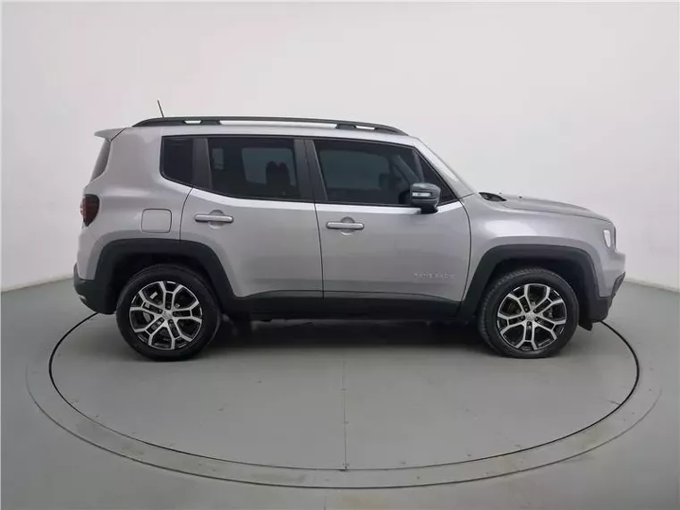 Jeep Renegade Prata 17