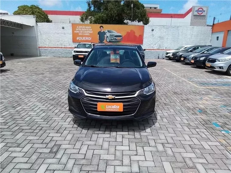 Chevrolet Onix Preto 7