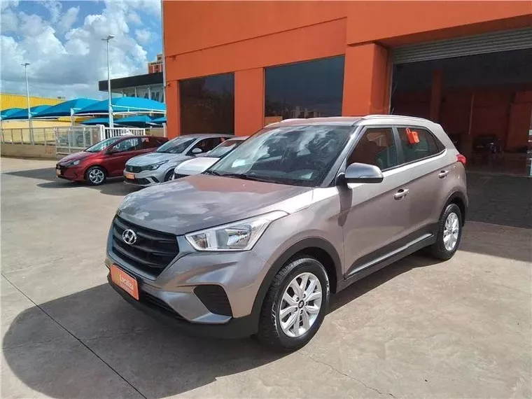 Hyundai Creta Prata 1