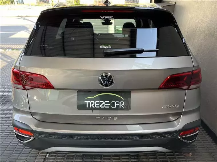 Volkswagen Taos Bege 18