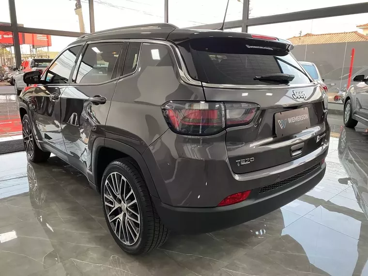 Jeep Compass Cinza 18