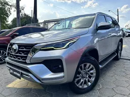 Toyota Hilux SW4