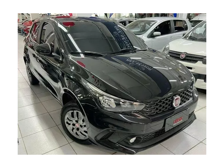 Fiat Argo Preto 9