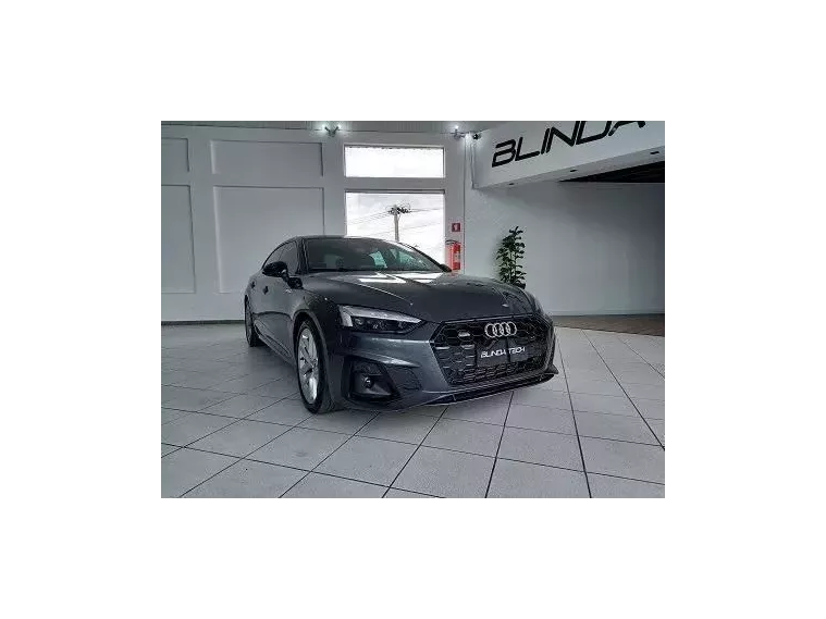 Audi A5 Cinza 8