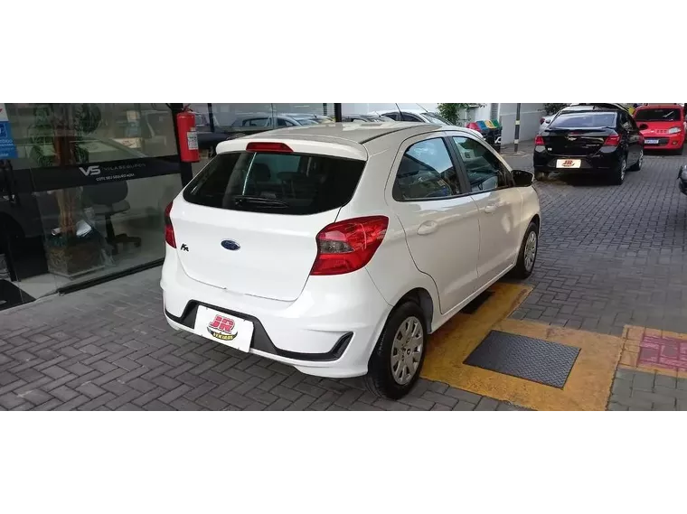 Ford KA Branco 3