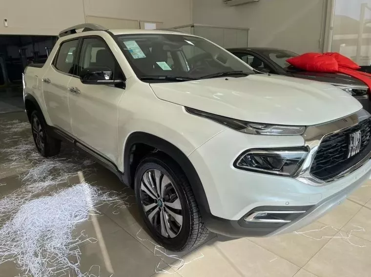 Fiat Toro Branco 1