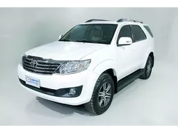 Hilux SW4