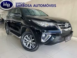 Toyota Hilux SW4
