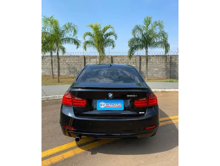 BMW 318i Preto 4