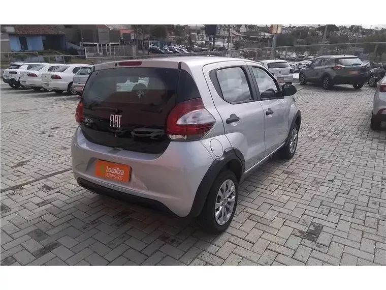 Fiat Mobi Prata 9