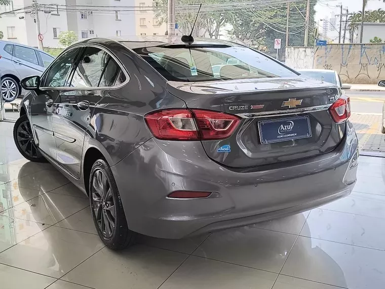 Chevrolet Cruze Cinza 4