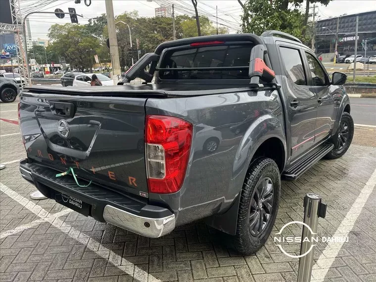 Nissan Frontier Cinza 17