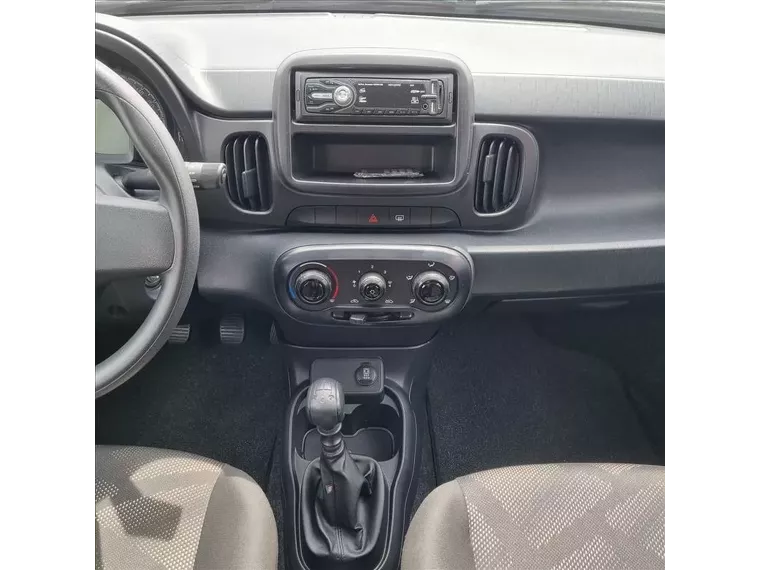 Fiat Mobi Cinza 4