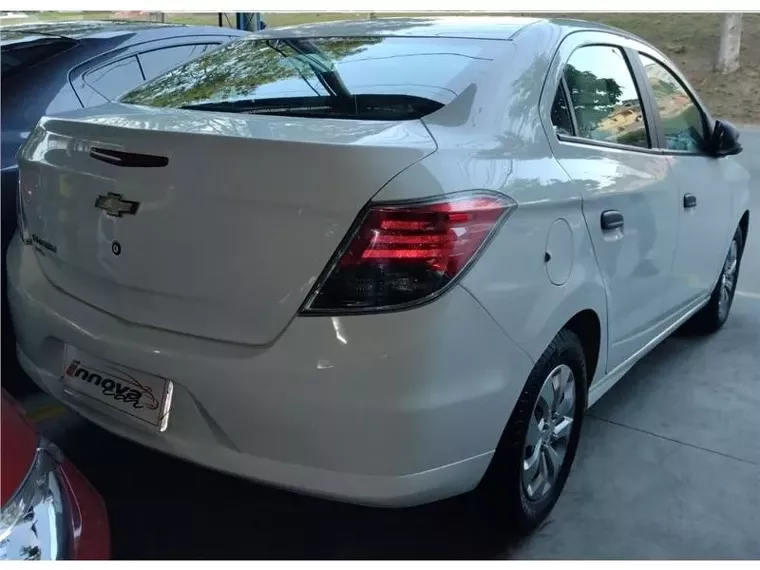 Chevrolet Prisma Branco 3