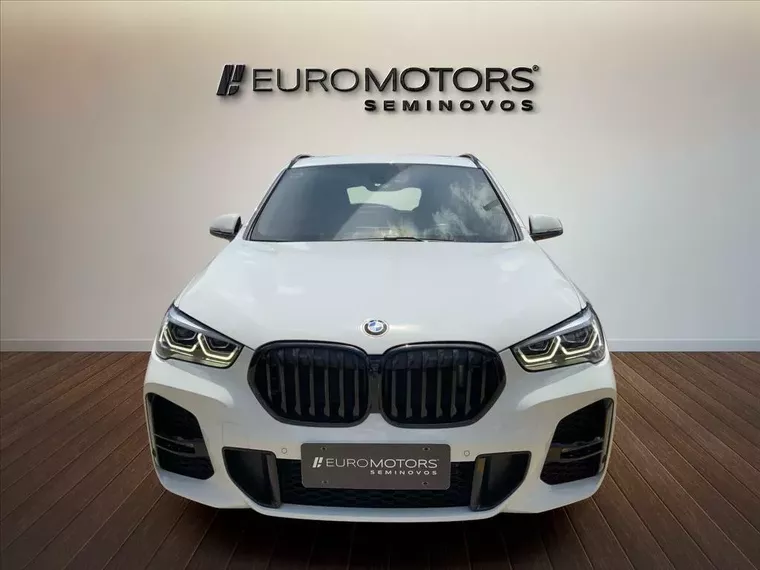 BMW X1 Branco 3