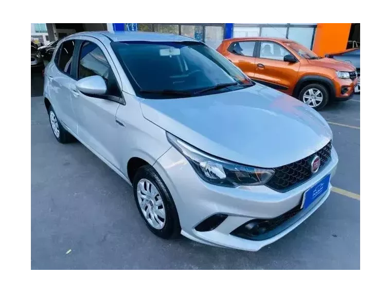 Fiat Argo Prata 1