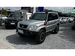 Mitsubishi Pajero TR4