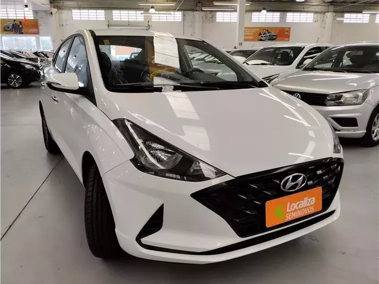 Hyundai HB20S Branco 8