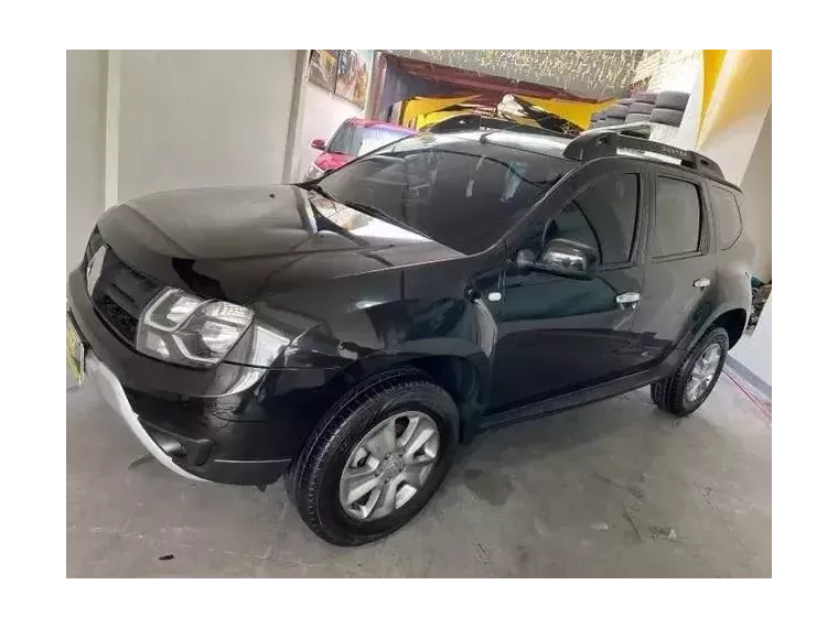 Renault Duster Preto 4