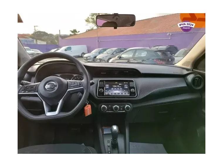 Nissan Kicks Cinza 5