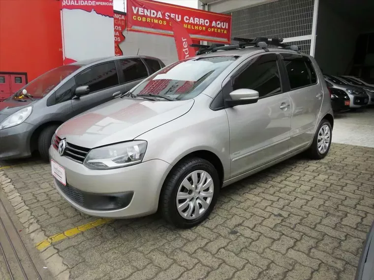 Volkswagen Fox Prata 1