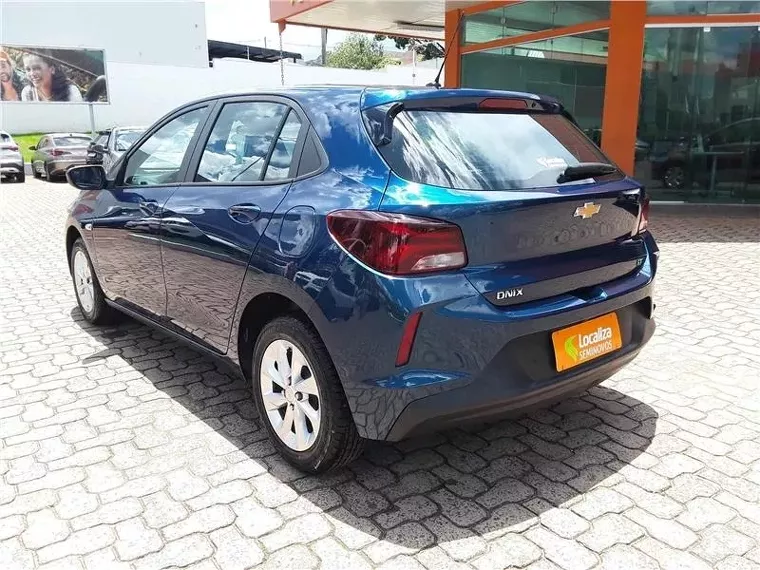 Chevrolet Onix Azul 5