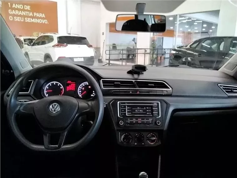 Volkswagen Gol Prata 11