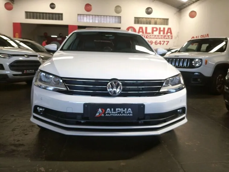 Volkswagen Jetta Branco 5