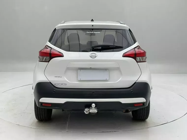 Nissan Kicks Branco 3