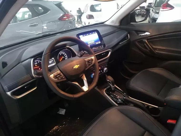 Chevrolet Tracker Preto 3