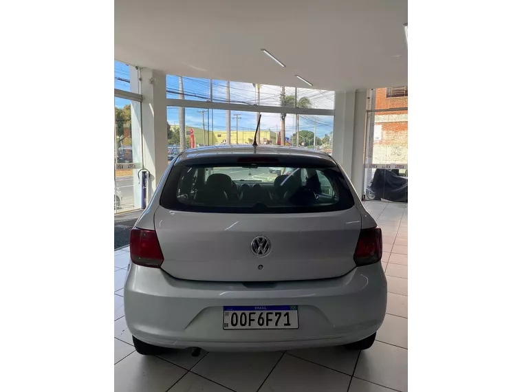 Volkswagen Gol Prata 14