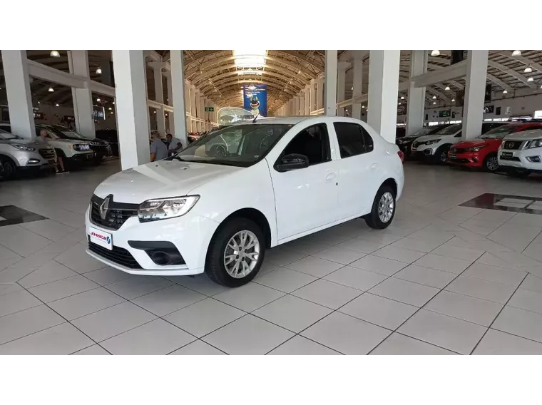 Renault Logan Branco 1