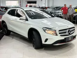 Mercedes-benz GLA 200