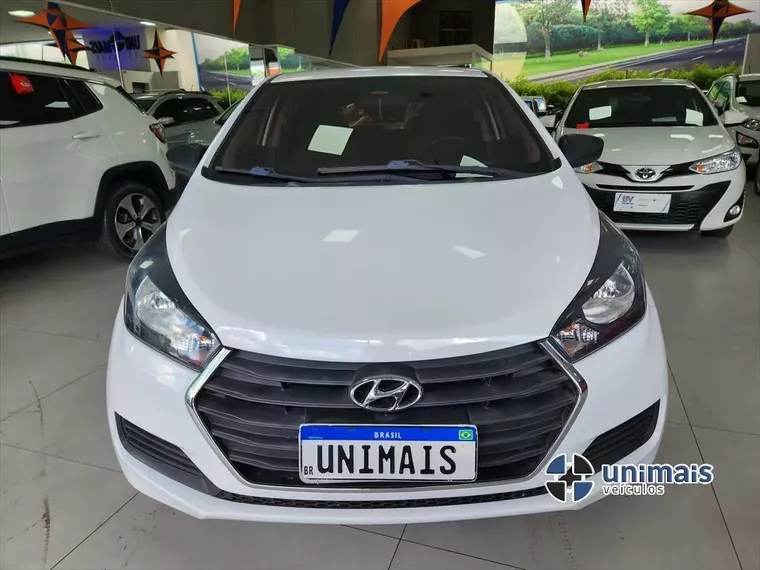 Hyundai HB20 Branco 10