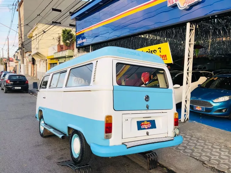 Volkswagen Kombi Branco 6