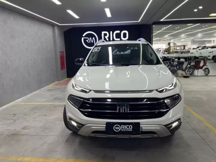 Fiat Toro Branco 1