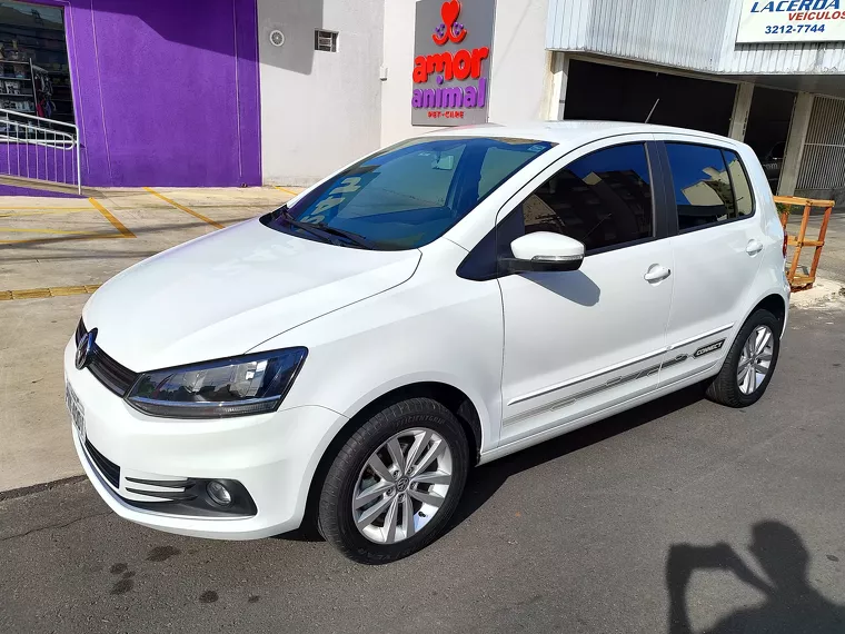 Volkswagen Fox Branco 13