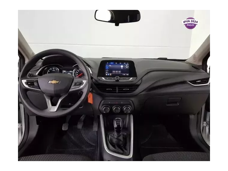 Chevrolet Onix Preto 9