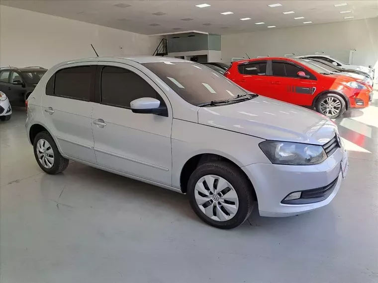 Volkswagen Gol Prata 4