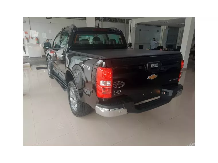 Chevrolet S10 Preto 3