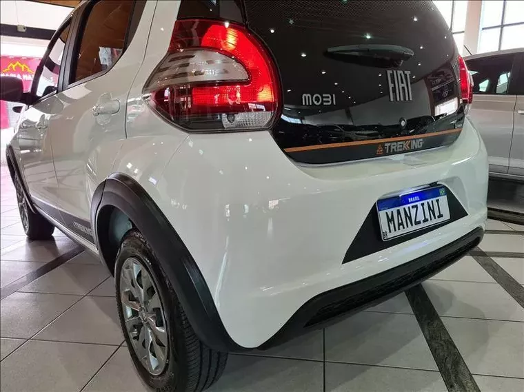 Fiat Mobi Branco 7