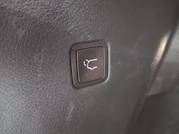 Jeep Commander