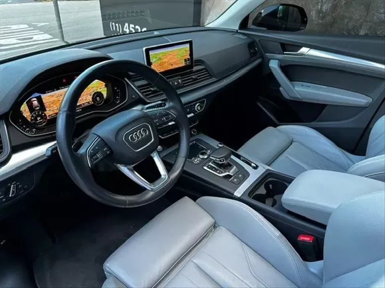 Audi Q5 Preto 3