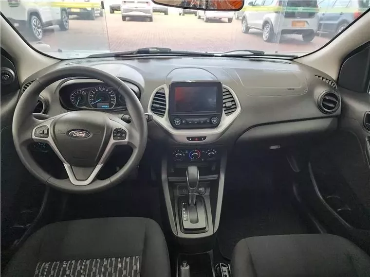 Ford KA Branco 9