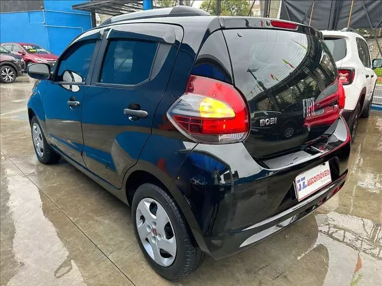 Fiat Mobi Preto 12