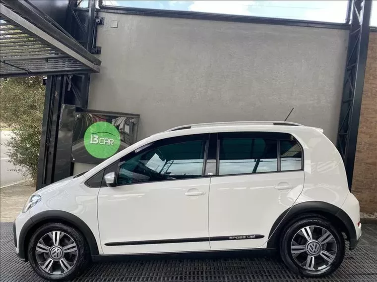 Volkswagen Cross UP Branco 13