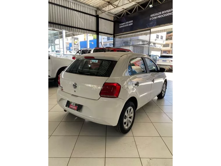 Volkswagen Gol Branco 7