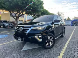 Toyota Hilux SW4
