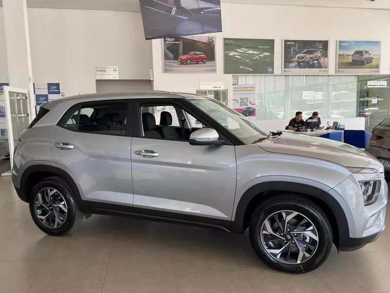 Hyundai Creta Branco 12